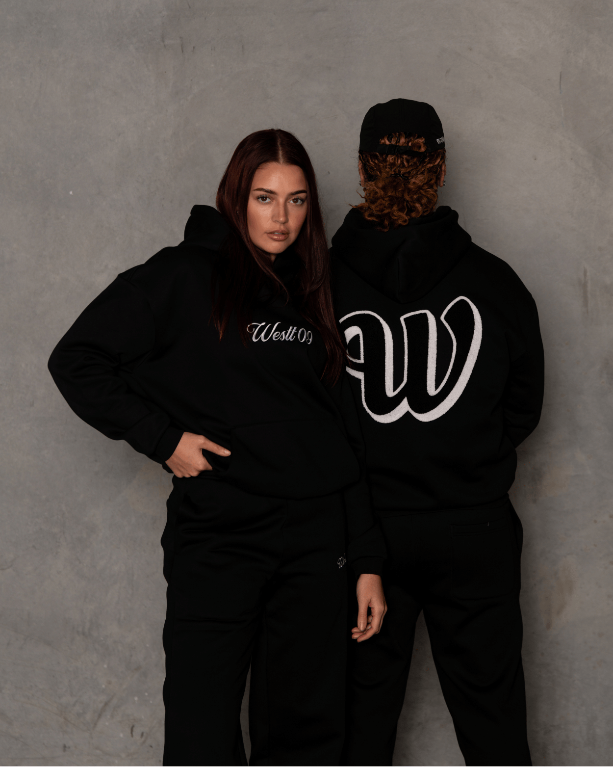 Signature Hoodie - Black