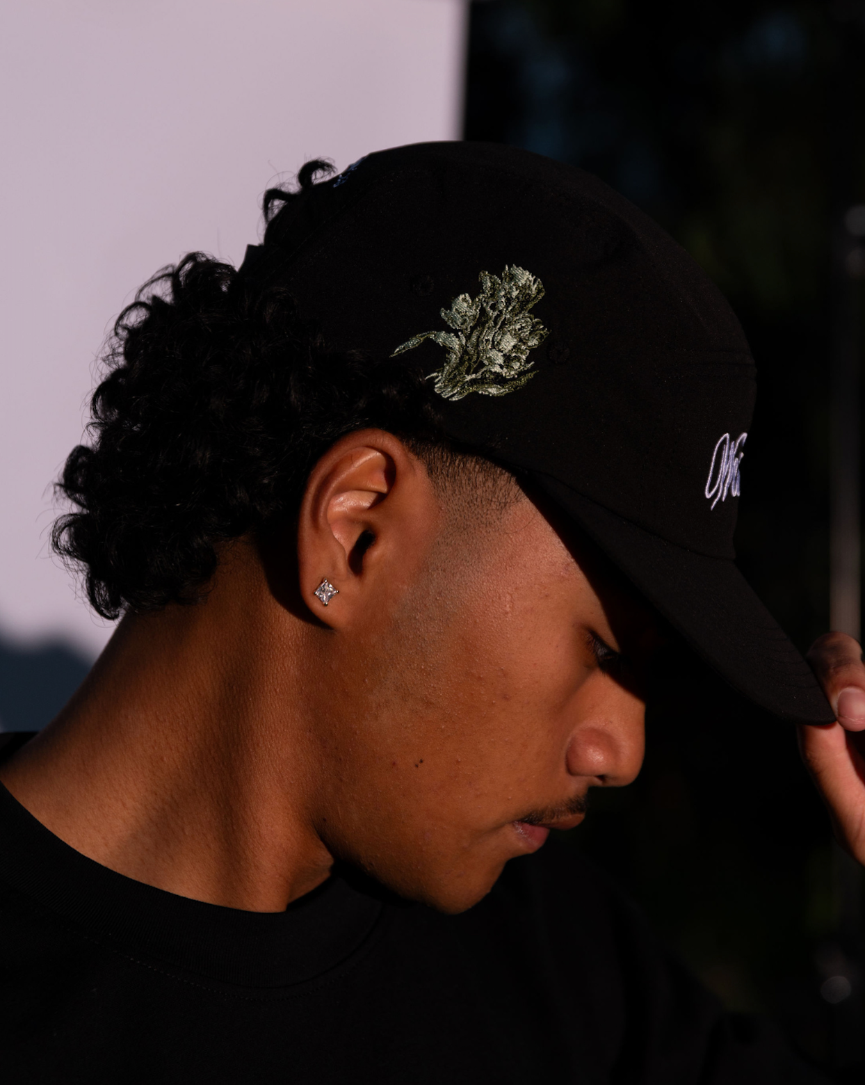 Flower 5 Panel - Black